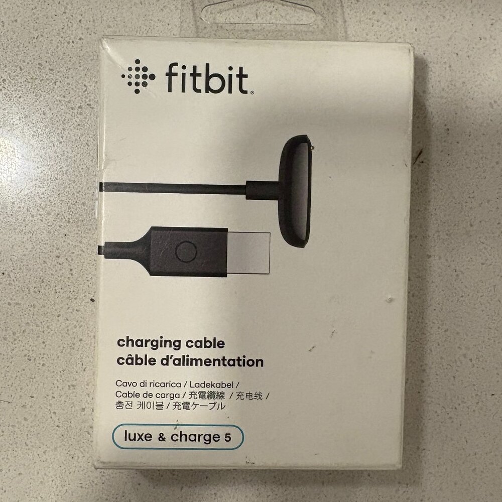 FIT BIT CHARGING CABLE - LUXE CHARGE 5